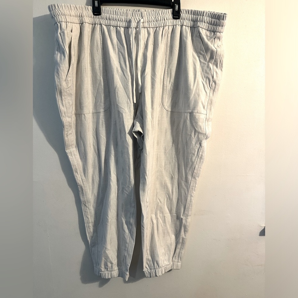 Athleta Pants Womens White Gray Farallon Jogger Printed Magic Metropolis 22/26